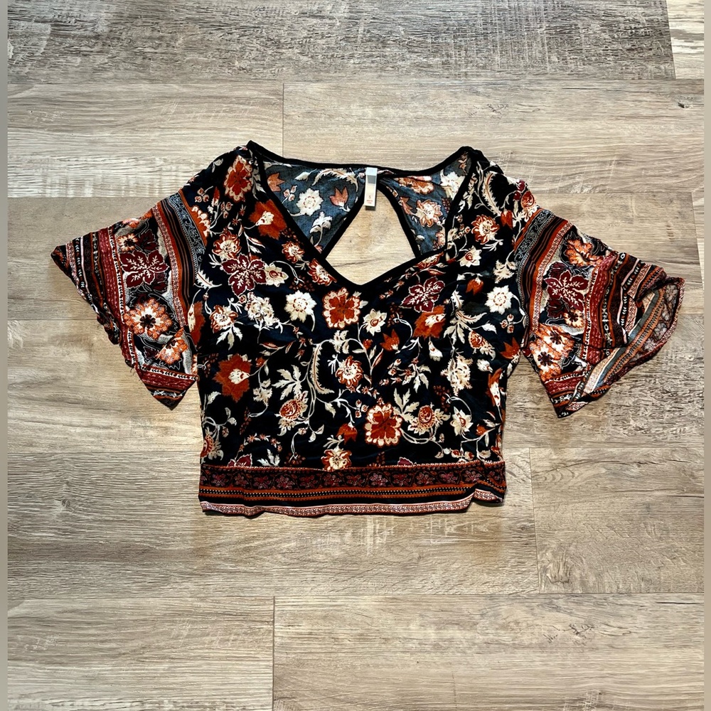 Floral Crop Top with Cutout Back